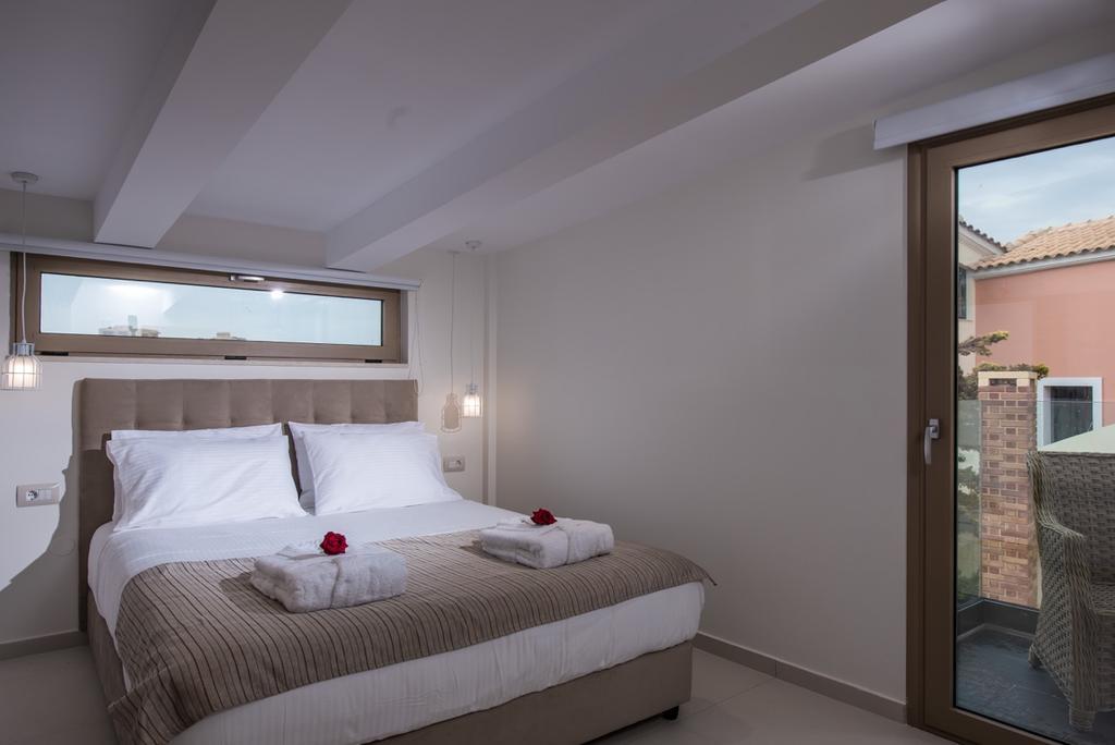 Diamond Village & Suites แอร์ซอนิสซอส ภายนอก รูปภาพ